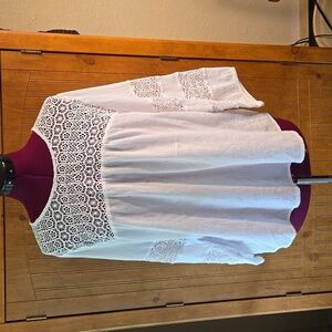 Old Navy Long-sleeved Top